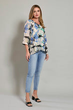 Cargar imagen en el visor de la galería, Blusa casual manga 3/4 con estampado color azul