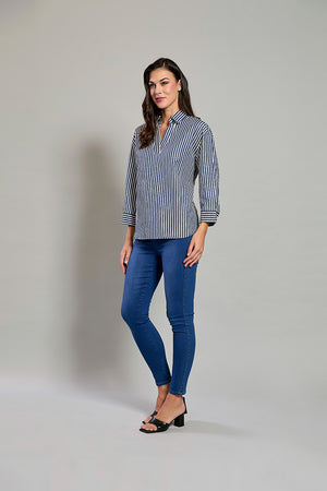 Camisa casual manga larga color azul a rayas