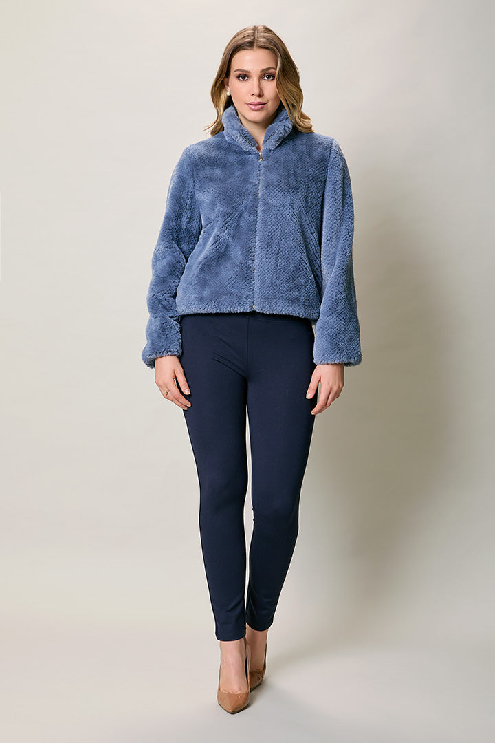 Chamarra casual afelpada color gris con cierre