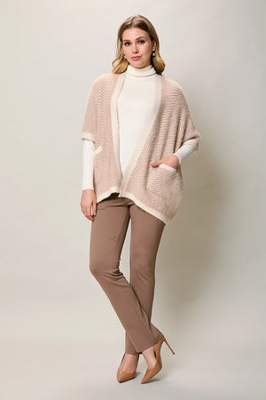 Capa invernal casual color café con manga