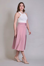 Cargar imagen en el visor de la galería, Falda larga formal color rosa palo con cinturón