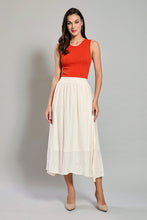 Cargar imagen en el visor de la galería, Falda casual larga blanca con fondo