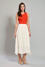 Cargar imagen en el visor de la galería, Falda casual larga blanca con fondo