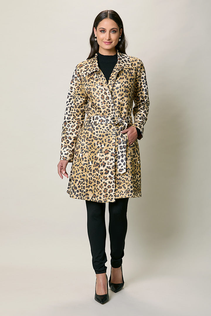 Gabardina larga de gamusa con estampado animal print