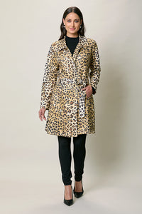Gabardina larga de gamusa con estampado animal print