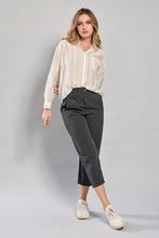 Cargar imagen en el visor de la galería, Blusa ligera juvenil casual amarilla a rayas