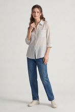 Cargar imagen en el visor de la galería, Blusa juvenil color blanco con rayas