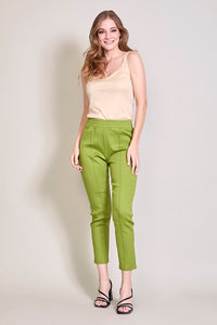 Pantalón casual color verde con pretina