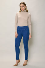 Cargar imagen en el visor de la galería, Leggings básico color azul corte ajustado