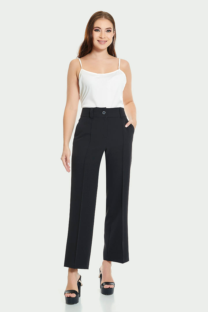 PANTALÓN RECTO COLOR NEGRO CON BOLSAS EN COSTADOS