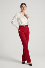 Cargar imagen en el visor de la galería, Pantalón recto elegante color rojo con cinturón