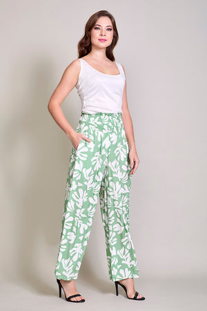 Pantalón de pretina alta color verde con estampado