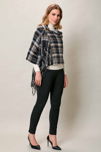 Bufanda larga invernal color negro con blanco