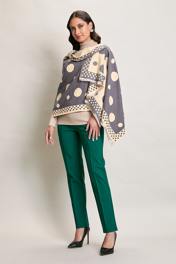 Bufalda larga elegante color gris con estampado