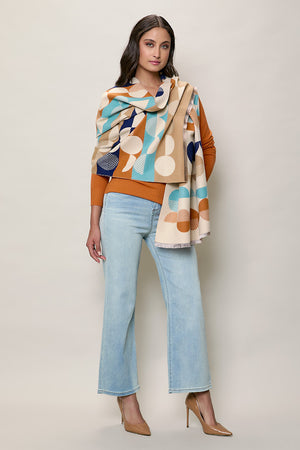 Bufanda elegante multicolor con estampado geométrico