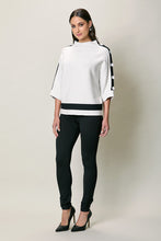 Cargar imagen en el visor de la galería, Suéter corto casual color blanco manga 3/4