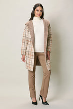 Cargar imagen en el visor de la galería, Suéter largo elegante color café con estampado