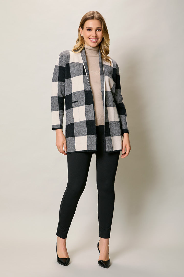 Suéter largo casual estampado a cuadros color negro