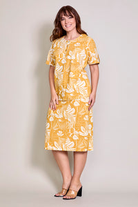 Conjuto plus color amarillo con blusa y falda recta