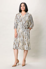Cargar imagen en el visor de la galería, Vestido plus casual con estampado manga 3/4