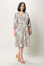 Cargar imagen en el visor de la galería, Vestido plus casual con estampado manga 3/4