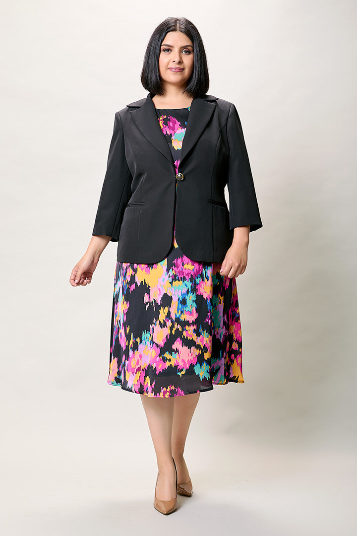 Vestido plus estampado multicolor con saco negro