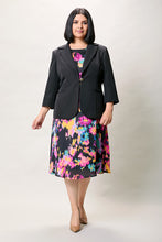 Cargar imagen en el visor de la galería, Vestido plus estampado multicolor con saco negro
