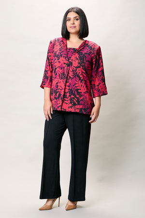 Conjunto plus de pantalón con saco y blusa estampado