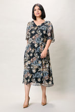 Cargar imagen en el visor de la galería, Vestido plus cuello v con estampado multicolor