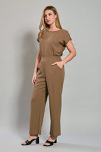 Cargar imagen en el visor de la galería, Jumpsuit casual juvenil color café con bolsillos