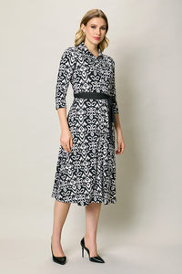 Vestido casual tipo camisero estampado negro