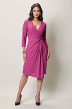 Cargar imagen en el visor de la galería, Vestido básico casual manga 3/4 color magenta