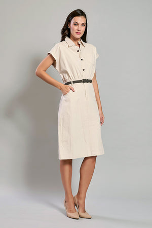 Vestido beige tipo camisero manga cup con cinturón